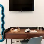 The Rent - Characteristic Three-room Near Via Washington