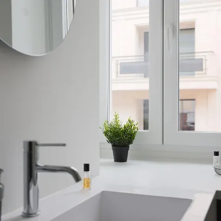 The Rent - Characteristic Three-room Near Via Washington * Milano